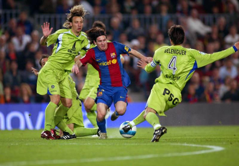 Lionel Messi – Đôi chân ma thuật và thiên tài bất bại