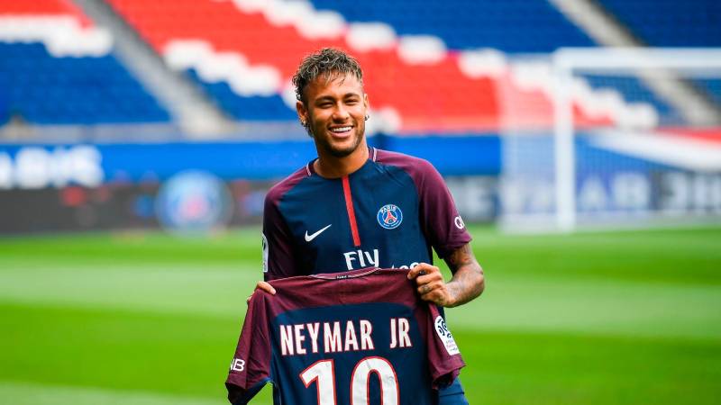 Neymar – Kỷ lục chuyển nhượng đắt giá nhất thế giới