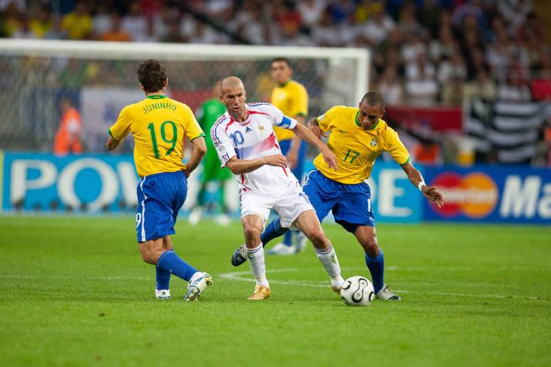 Zinedine Zidane – Sự điềm tĩnh và kỹ thuật thượng thừa